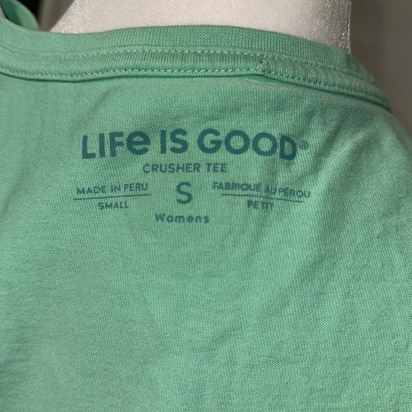 small womens Life Is Good crusher tee "The earth has music for those who listen" - Picture 3 of 3